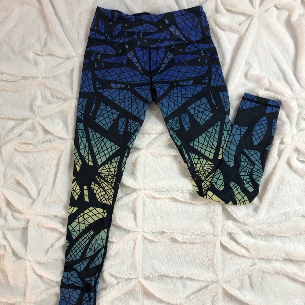 Skinny colorful yoga/gym leggings! Size M